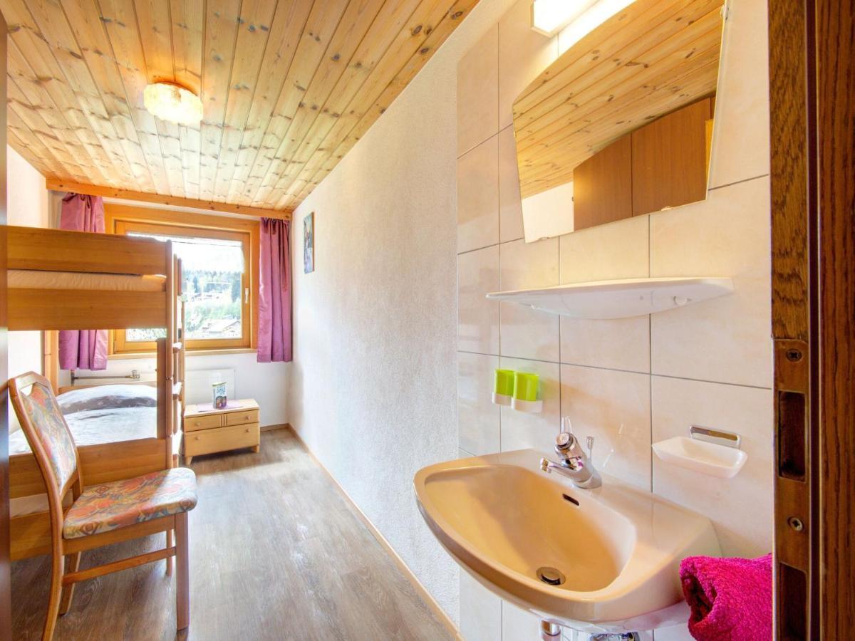 Scenic Apartment In Tirol With Garden Kaltenbach Exteriör bild
